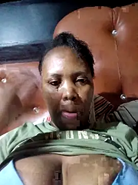 lovemore29 online show from February 21, 7:59 pm