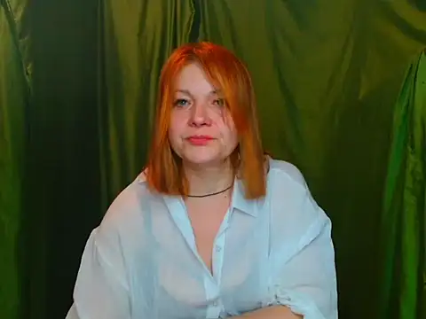 Snapshot of Milana9732 chatting on June 17, 7:15 pm Milana9732 online show from June 17, 7:15 pm