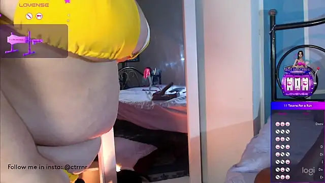 Camilleturn18 online show from June 21, 6:05 am