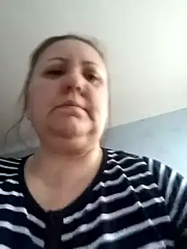 LockyCharm111 online show from February 13, 7:37 am