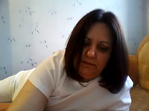 LockyCharm111 online show from June 11, 5:33 pm