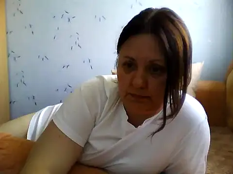 Snapshot of LockyCharm111 chatting on June 25, 7:24 am LockyCharm111 online show from June 25, 7:24 am
