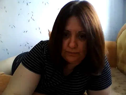 Snapshot of LockyCharm111 chatting on July 1, 4:29 pm LockyCharm111 online show from July 1, 4:29 pm