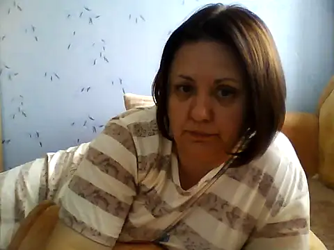 Snapshot of LockyCharm111 chatting on July 24, 6:55 am LockyCharm111 online show from July 24, 6:55 am