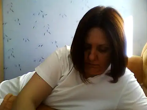 Snapshot of LockyCharm111 chatting on July 26, 1:51 pm LockyCharm111 online show from July 26, 1:51 pm