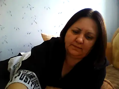 Snapshot of LockyCharm111 chatting on July 30, 4:28 pm LockyCharm111 online show from July 30, 4:28 pm