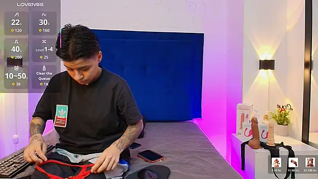 noah bellarose online show from February 11, 8:14 pm