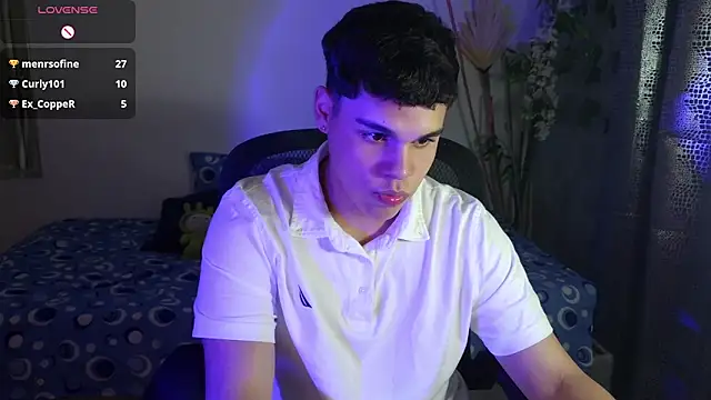 eithan jonnes online show from March 8, 2:04 am