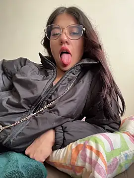 Deva 00 online show from February 18, 10:28 pm