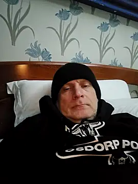 sk8brd snwbrd no snitch online show from February 20, 10:43 pm