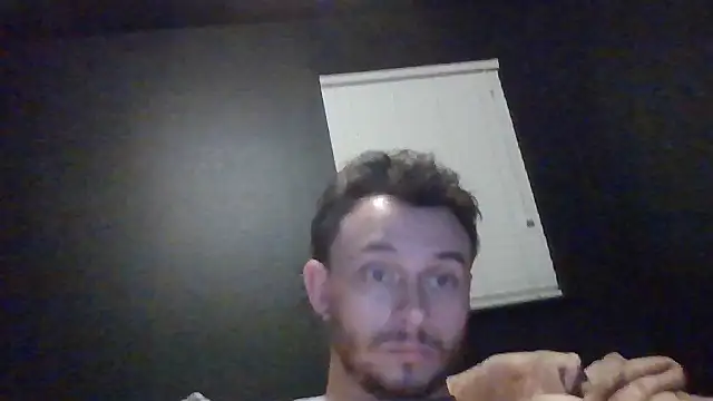 Snapshot of Tallhungandcloudy chatting on June 30, 5:19 am Tallhungandcloudy online show from June 30, 5:19 am