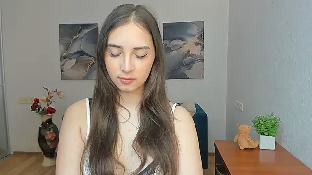 Effy Royse online show from April 29, 5:55 am