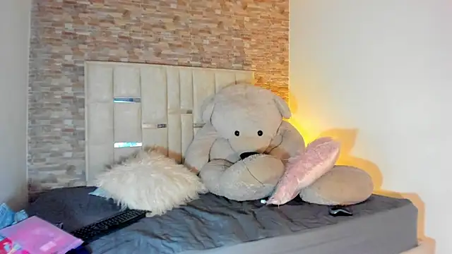 sexy girlts online show from March 5, 11:34 pm