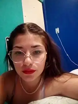 Luna33- online show from February 15, 7:32 pm