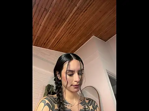 cristal roberts online show from June 15, 11:07 pm