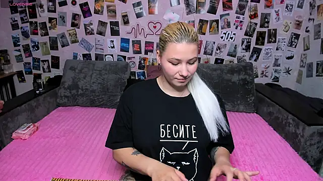 x Ulya1cutex online show from May 3, 4:02 pm