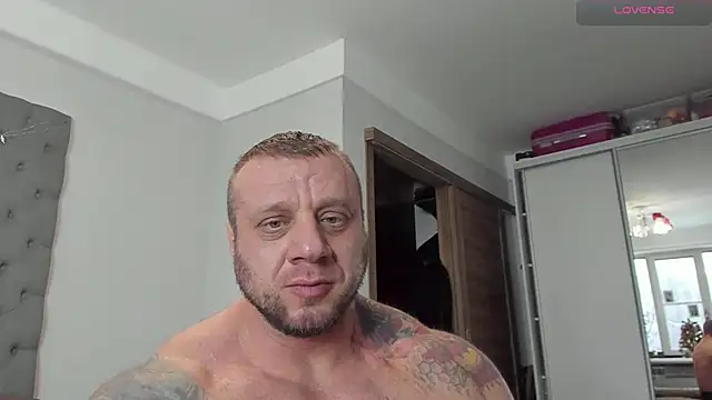 Snapshot of Samson_Legend chatting on January 13, 11:52 am Samson Legend online show from January 13, 11:52 am