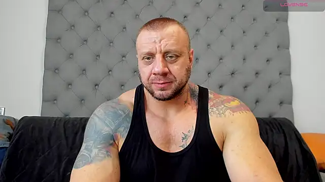 Snapshot of Samson_Legend chatting on December 15, 10:30 am Samson Legend online show from December 15, 10:30 am