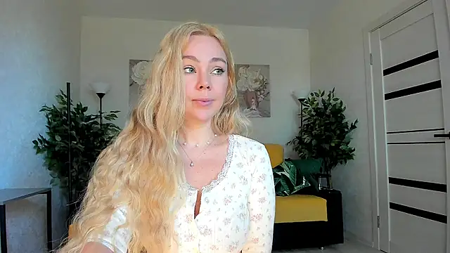 caty kiss online show from May 25, 3:12 am