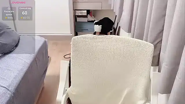 tw yaya520 online show from February 22, 1:20 pm