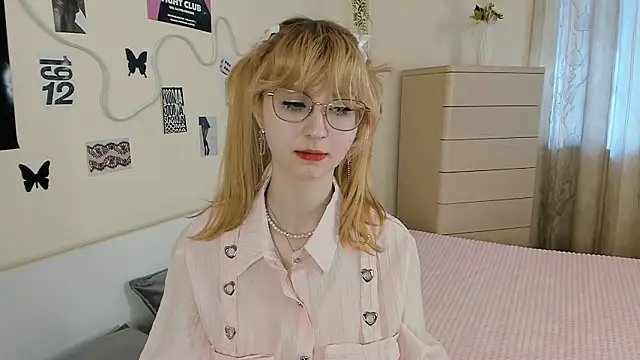 Secret Touch online show from March 18, 7:55 am