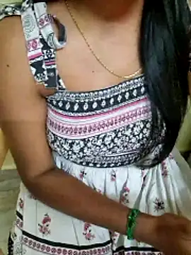 Snapshot of silk_segha chatting on March 1, 3:25 pm silk segha online show from March 1, 3:25 pm