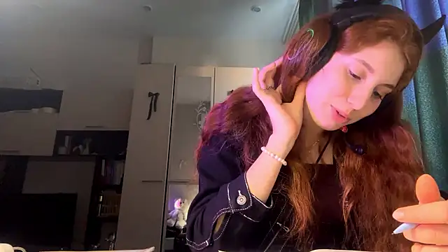 AliceCarrol online show from March 12, 2:12 pm