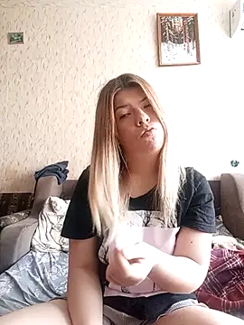 EvaTallor online show from March 6, 7:27 am