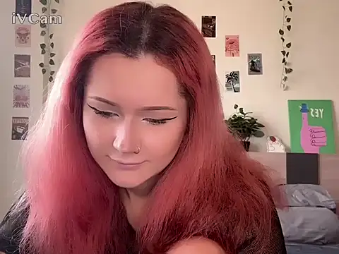 pixieyes00n online show from March 4, 3:23 am