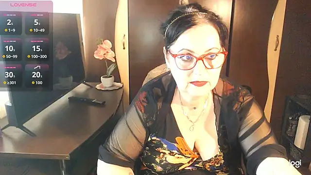 exiMIlf online show from June 20, 11:13 am