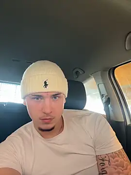 Snapshot of yourboydze chatting on February 13, 10:00 am yourboydze online show from February 13, 10:00 am