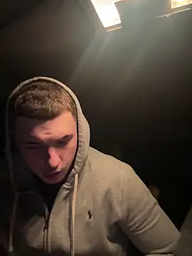 Snapshot of yourboydze chatting on February 18, 7:10 pm yourboydze online show from February 18, 7:10 pm