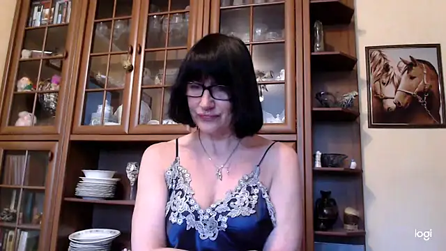 Vlastelina online show from April 29, 2:10 pm