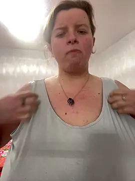 Laura-Loveyou online show from March 7, 8:06 pm