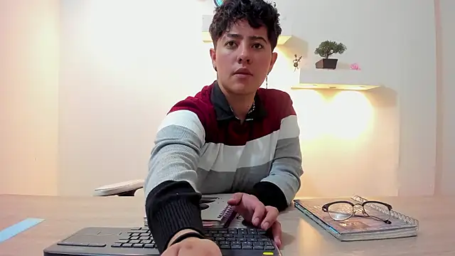 Gaia n Nix online show from February 17, 7:53 pm