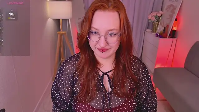 SpicyFox  online show from March 8, 11:58 am