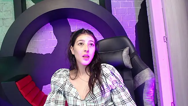 SinLickerr online show from March 11, 7:20 pm