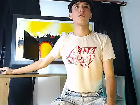 jullian ricci online show from February 27, 7:25 pm