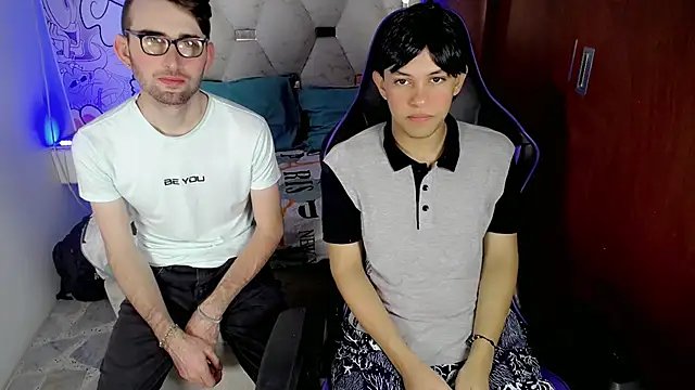 Top and bottom online show from February 17, 8:26 pm