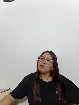 Royal street 1 online show from February 11, 3:22 am