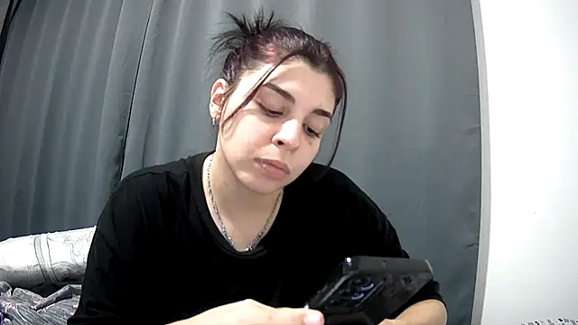 violetazein7 online show from May 16, 1:02 am