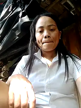 molly-xx online show from May 22, 8:53 am