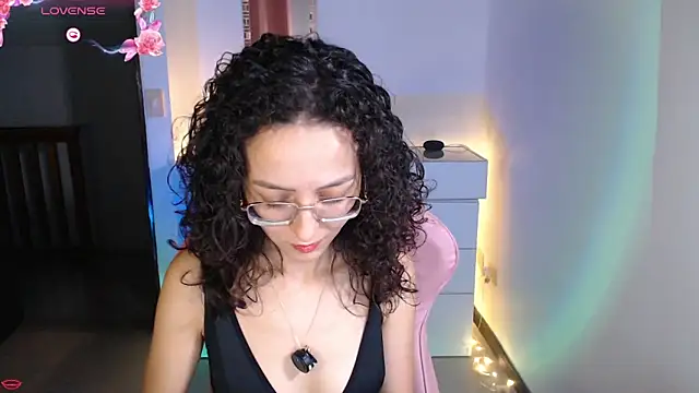 Alexia--27 online show from February 22, 2:02 am