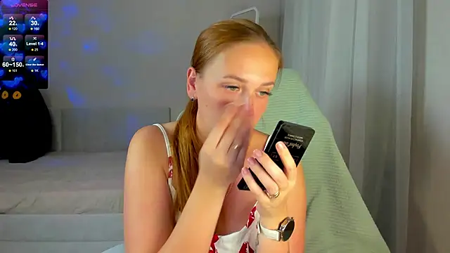 she wolf online show from June 8, 2:28 pm