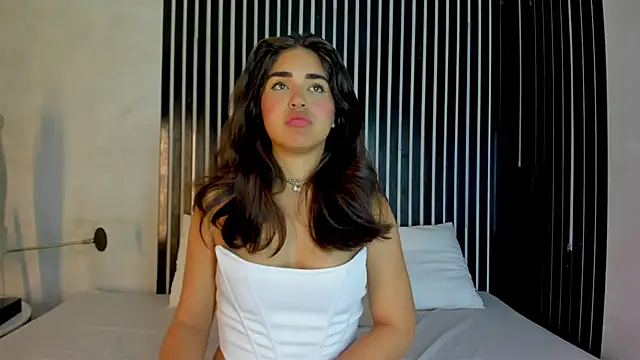 Snapshot of melodyphillips_2_ chatting on March 10, 5:12 am melodyphillips 2 online show from March 10, 5:12 am