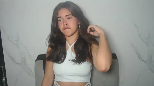 melodyphillips 2  online show from May 3, 2:17 am