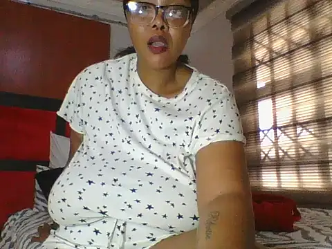 ShantelBootyBoobs online show from February 23, 10:23 am