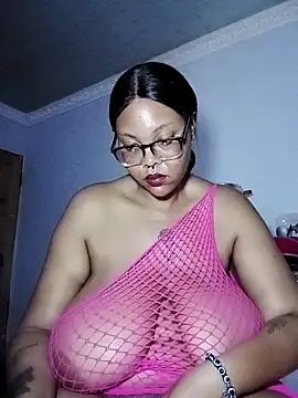 ShantelBootyBoobs online show from March 15, 8:04 pm