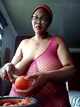 ShantelBootyBoobs online show from April 24, 12:18 pm