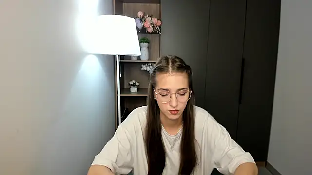 ClarineCasebolt online show from February 12, 3:12 am